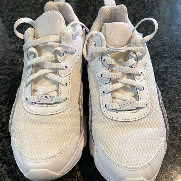 Nike Ryz - Picture 3 of 3